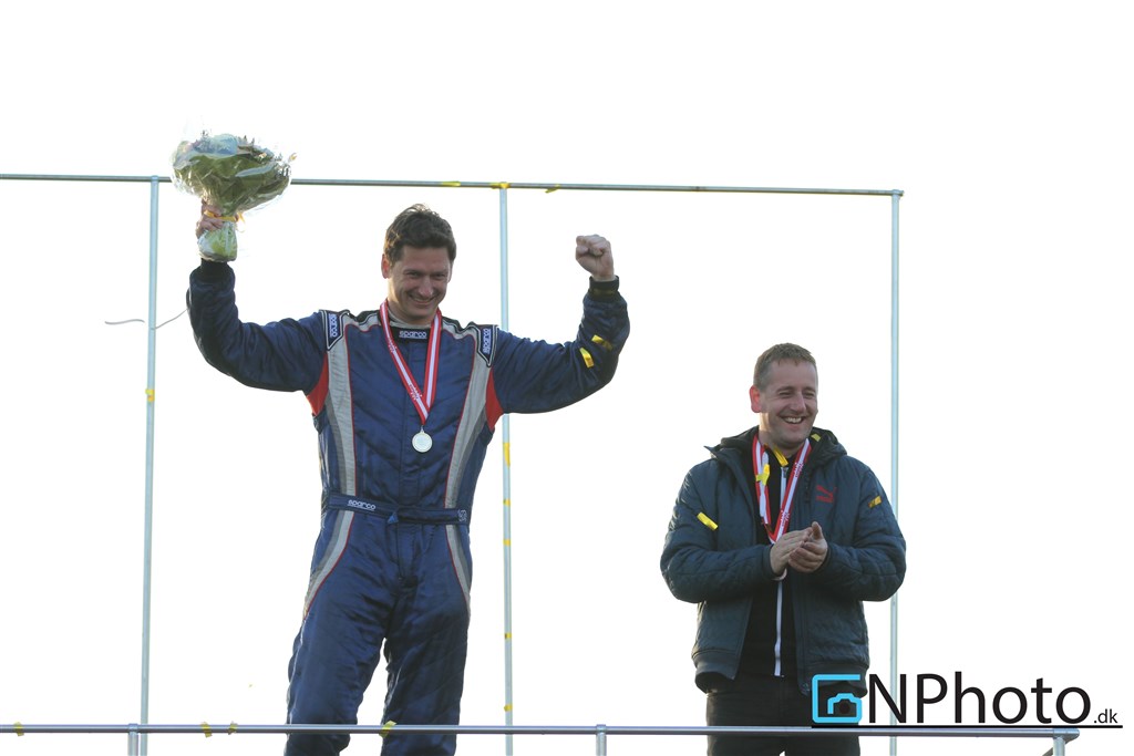 Morten Straarup Division 2 mester foran Kim Møller-Andersen (ikke på billede) og Martin Sørensen
(Foto: CNPhoto.dk)